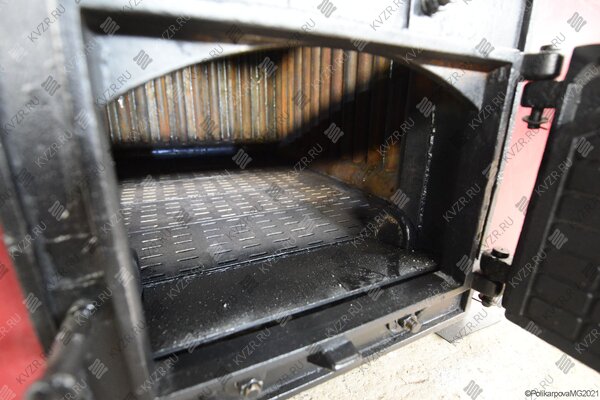 Колосниковая топка твердотопливного котла 800 кВт